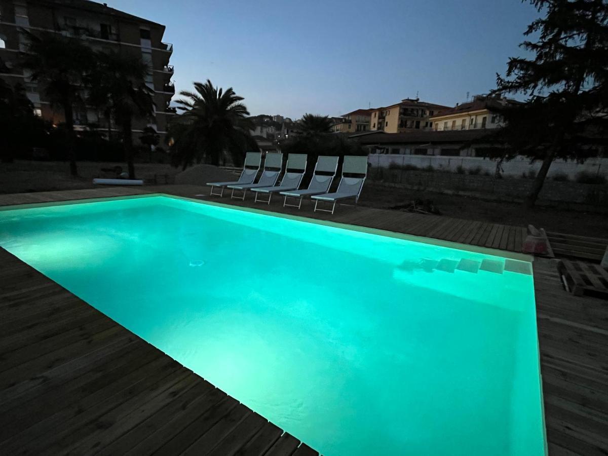 Il Gattino Di Porto - Apt 6 - Monolocale Terrazzo Piscina Imperia Exteriér fotografie